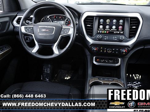 Used 2023 GMC Acadia SLE image 14