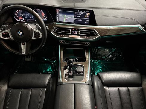Certified 2022 BMW X5 xDrive40i w/ M Sport Package image 16