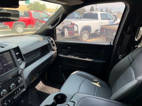 Used 2022 RAM 2500 Tradesman w/ Safety Group AWD/4WD image 19