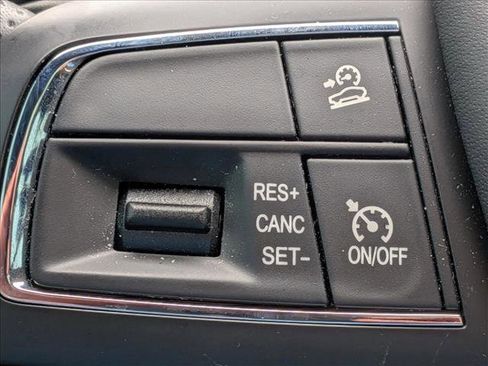 Used 2022 Maserati Levante GT AWD/4WD image 11