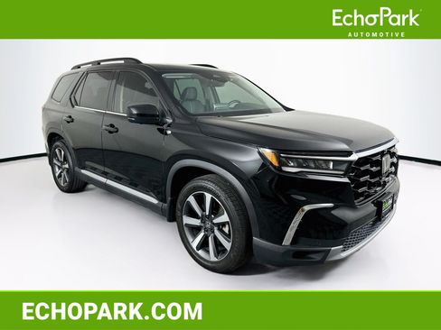 Used 2023 Honda Pilot Elite image 1