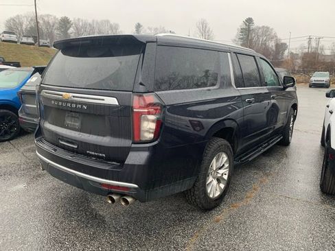 Used 2023 Chevrolet Suburban Premier image 22