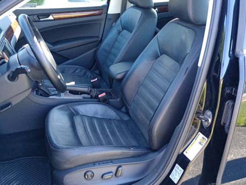 Used 2013 Volkswagen Passat 2.5 SEL Premium FWD image 15
