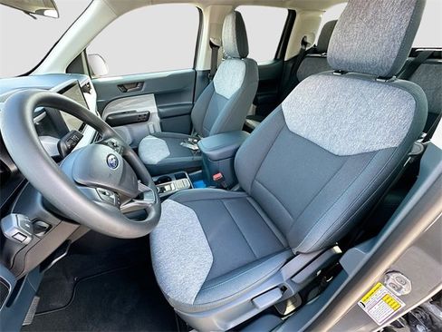 New 2025 Ford Maverick XLT image 14