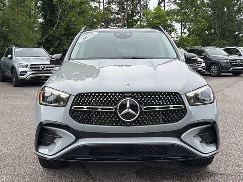 Certified 2025 Mercedes-Benz GLE 350 4MATIC image 3