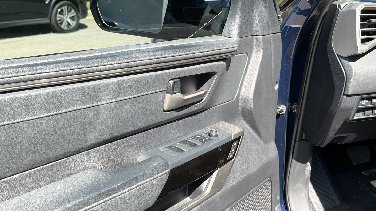 Used 2022 Toyota Tundra Limited RWD image 16