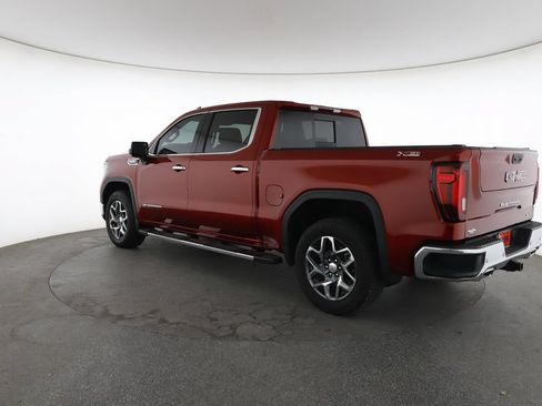 Used 2026 GMC Sierra 1500 SLT AWD/4WD image 9