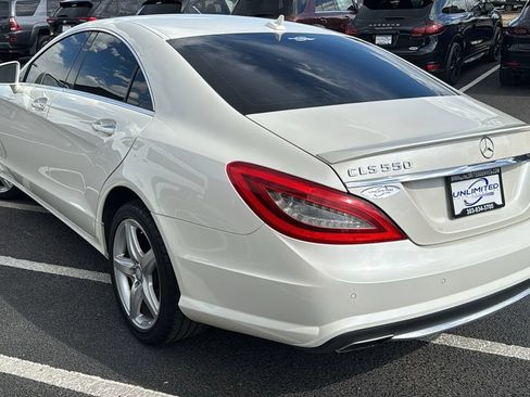 Used 2014 Mercedes-Benz CLS 550 4MATIC w/ Premium 1 Package image 5