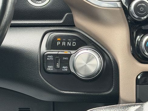 Used 2021 RAM 1500 Laramie AWD/4WD image 12