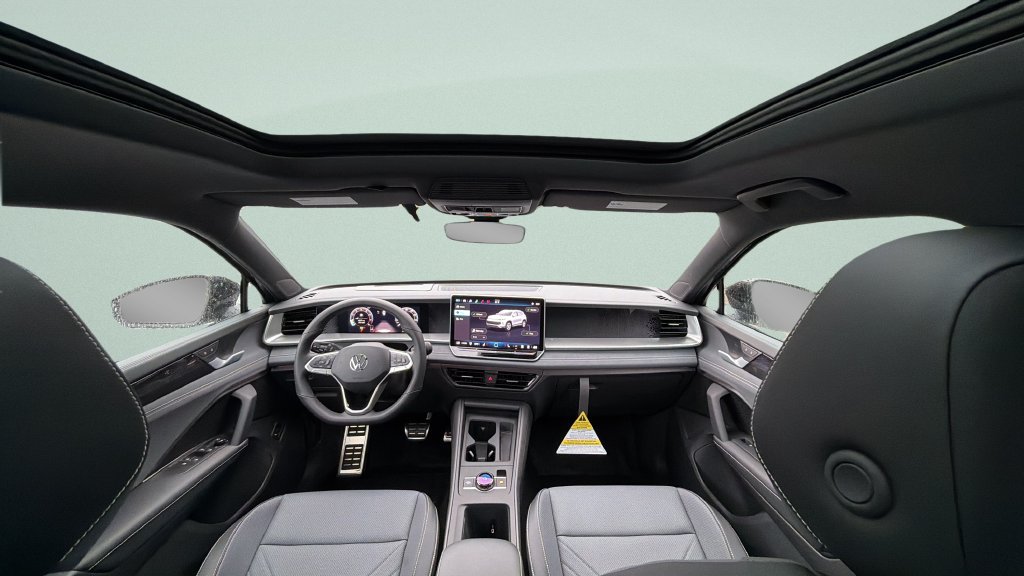New 2026 Volkswagen Tiguan SE R-Line FWD image 28