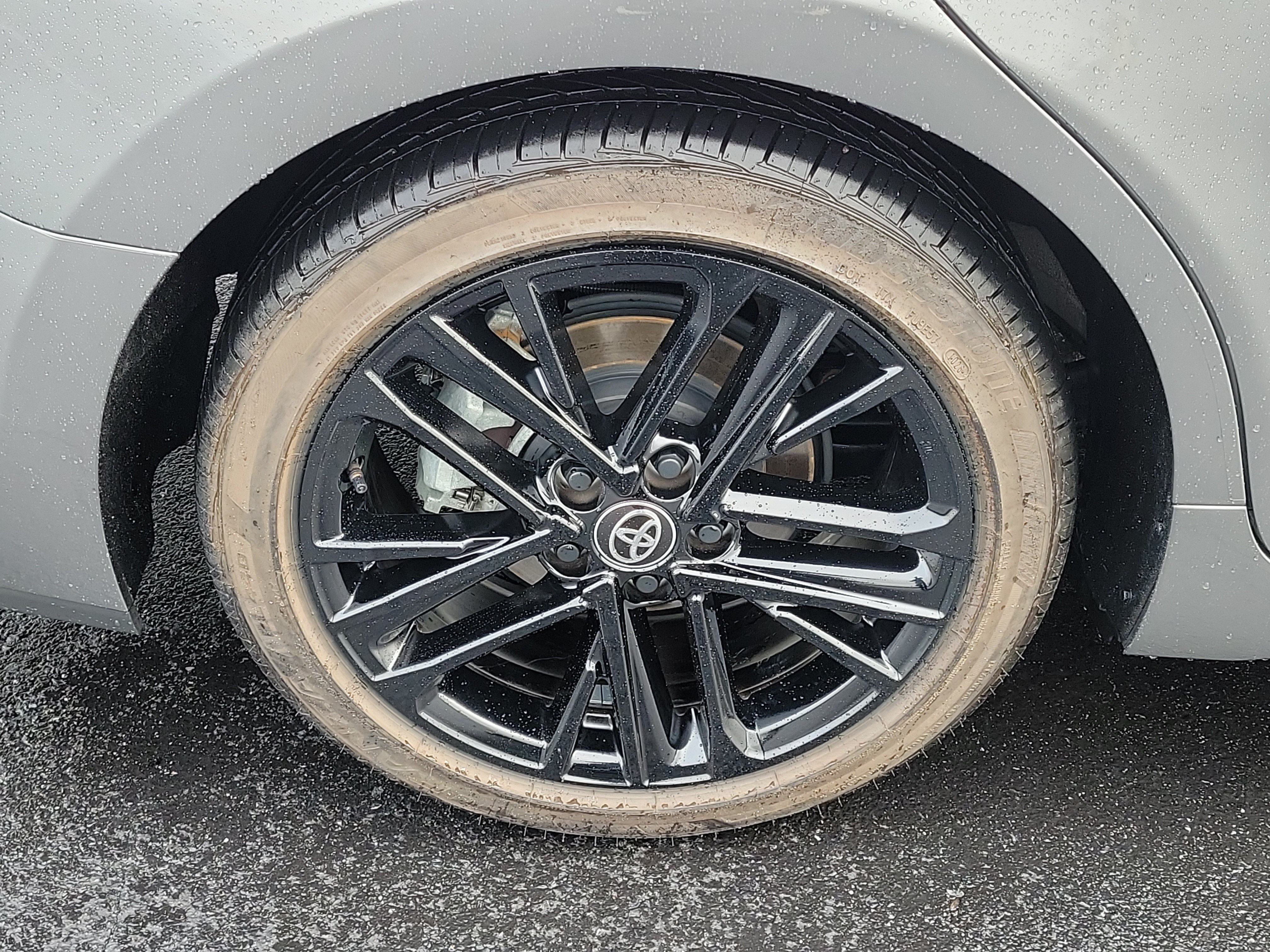 Used 2026 Toyota Camry SE FWD image 7