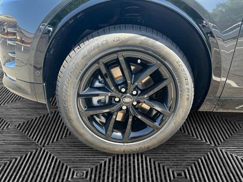 New 2026 Land Rover Discovery Sport Landmark AWD/4WD image 14