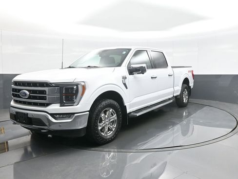 Used 2022 Ford F150 Lariat w/ Equipment Group 502A High image 3
