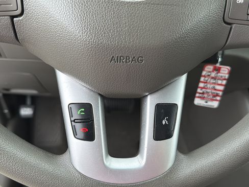 Used 2012 Kia Sportage LX AWD/4WD image 17
