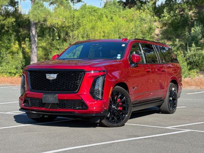 Used 2025 Cadillac Escalade ESV V w/ LPO, ONYX Package