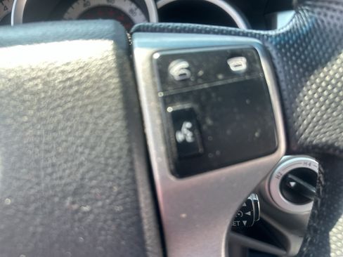Used 2012 Toyota Tacoma 4x4 Double Cab w/ TRD Off-Road Pkg image 5
