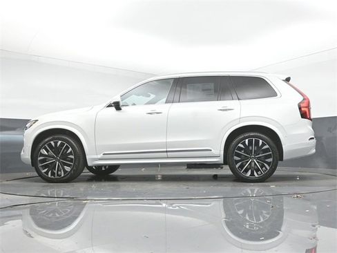 New 2026 Volvo XC90 B6 Plus image 42