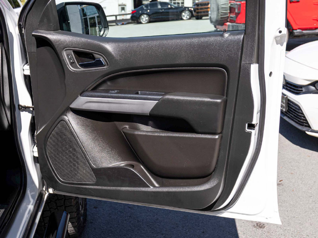 Used 2022 Chevrolet Colorado ZR2 AWD/4WD image 13
