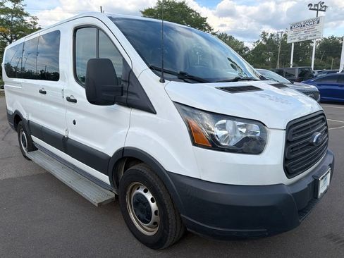 Used 2018 Ford Transit 150 XL RWD image 3