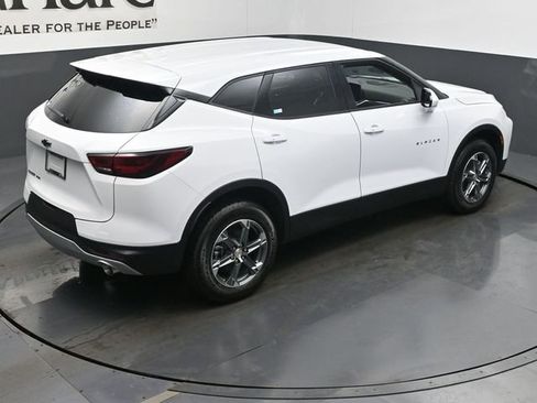 New 2025 Chevrolet Blazer LT w/ LPO, Floor Liner Package image 18