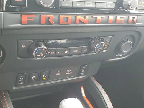 New 2026 Nissan Frontier PRO-4X w/ Tow Package AWD/4WD image 31