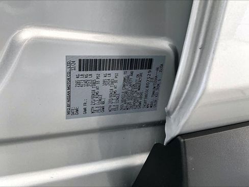 Used 2025 Nissan Rogue SV AWD/4WD image 35