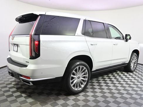 Used 2021 Cadillac Escalade Premium Luxury w/ Driver Assist Tech Package AWD/4WD image 7