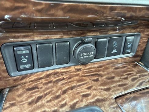 Used 2017 Nissan Armada SL w/ Technology Package RWD image 39