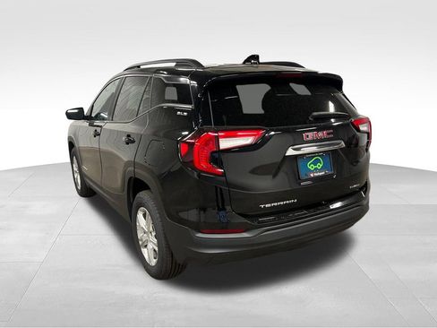 Certified 2023 GMC Terrain SLE w/ Driver Convenience Package AWD/4WD image 7