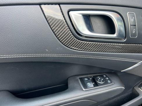 Used 2016 Mercedes-Benz SL 63 AMG image 9