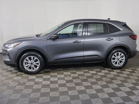 Used 2024 Ford Escape Active AWD/4WD image 17