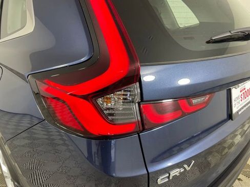 Used 2024 Honda CR-V LX image 19