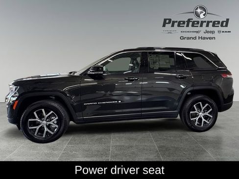 Used 2024 Jeep Grand Cherokee Limited w/ Luxury Tech Group II AWD/4WD image 10