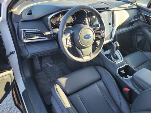 Used 2024 Subaru Outback Limited image 11