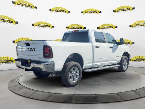 New 2026 RAM 2500 Big Horn AWD/4WD image 5