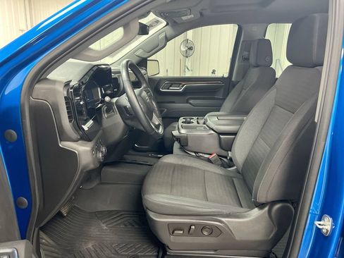 Used 2023 Chevrolet Silverado 1500 RST AWD/4WD image 20