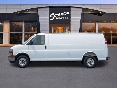 New 2026 GMC Savana 3500 Extended w/ Driver Convenience Package RWD image 2