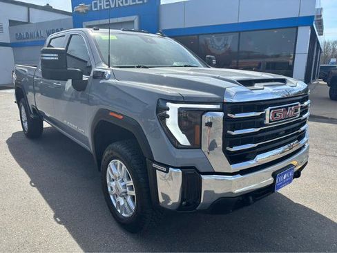 Used 2024 GMC Sierra 2500 SLE image 13