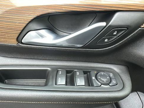 Used 2018 GMC Terrain SLE image 24