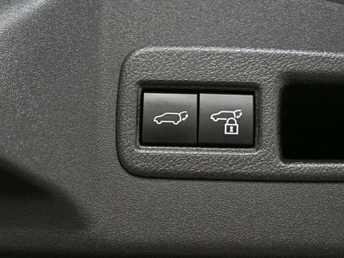 Used 2023 Subaru Solterra AWD image 66