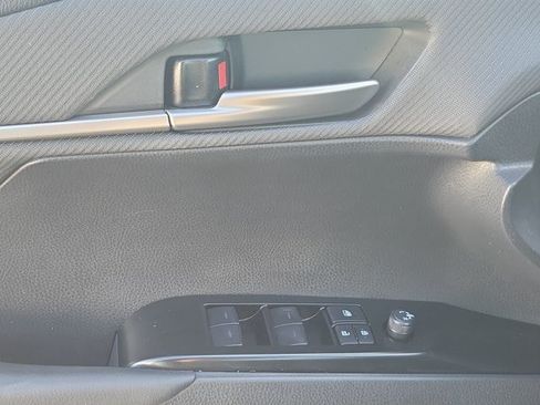 Used 2026 Toyota Camry SE FWD image 22