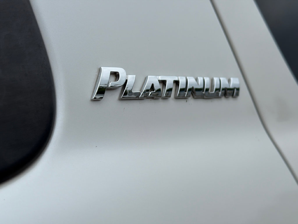 Used 2017 Toyota Sequoia Platinum AWD/4WD image 22