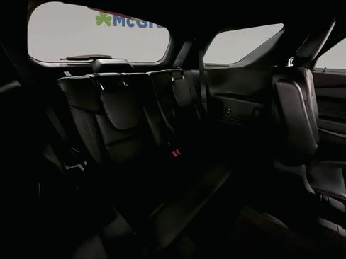 Used 2020 Ford Explorer XLT w/ Equipment Group 202A AWD/4WD image 33