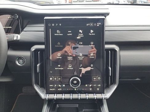 New 2026 GMC Acadia AT4 image 29