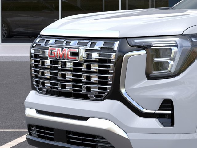 New 2027 GMC Terrain Denali w/ LPO, Floor Liner Package AWD/4WD image 13
