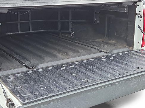 Used 2021 Nissan Frontier PRO-4X w/ Pro-4x Utility Package image 22