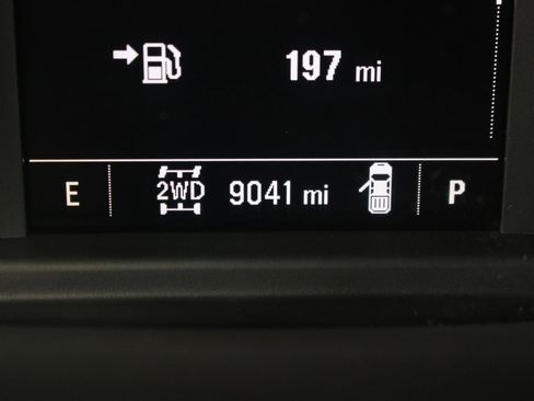 Used 2025 Chevrolet Silverado 2500 Custom w/ Custom Value Package image 26