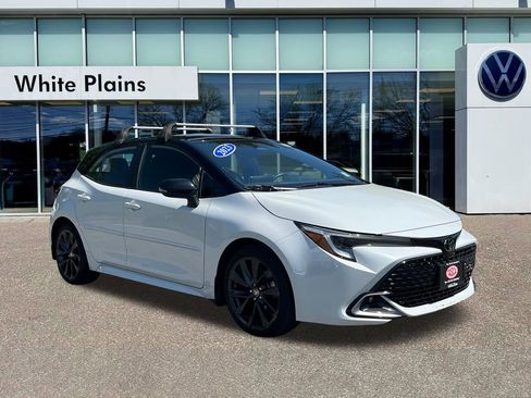 Used 2023 Toyota Corolla XSE FWD image 1