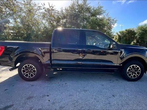Used 2022 Ford F150 Lariat w/ Equipment Group 502A High AWD/4WD image 4