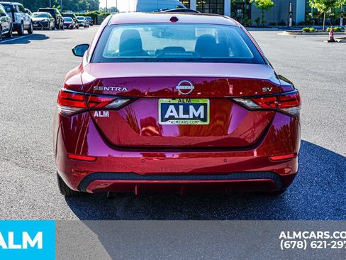 Used 2024 Nissan Sentra SV FWD image 10